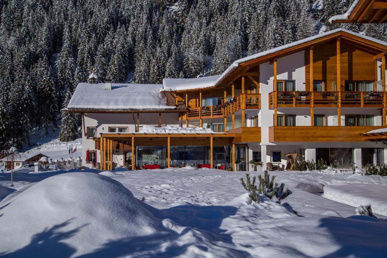 Hotel Welponer Selva di Val Gardena Exterior foto